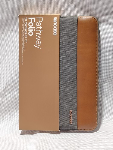 New incase pathway folio case - new,