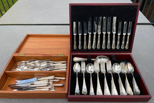 Vintage silver plated canteen - silver,