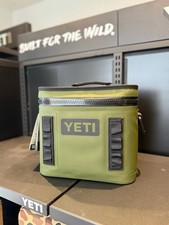 YETI Hopper Flip 8 Soft Cooler