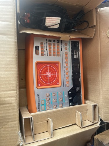Roland groovebox sequencer - d2,