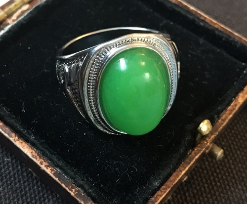 Vintage style jewellery - vintage,