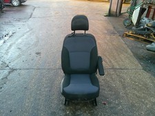 VAUXHALL VIVARO TRAFIC NV300