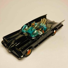 Corgi Toys #267 Batmobile Cast Wheels Includes Robin - Original Vintage (ref7)