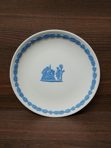 Wedgwood jasper blue white - blue, on