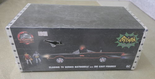 Jada batmobile standing - jada,