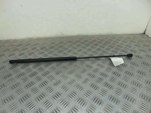 Vauxhall vectra bonnet - vauxhall, strut