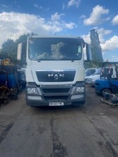 MAN lorry truck beavertail
