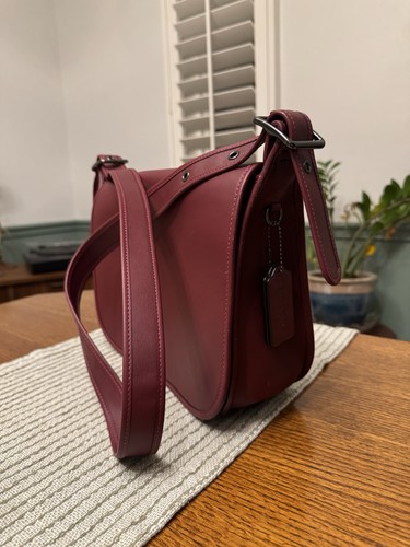 Coach burgundy limited - burgundy,