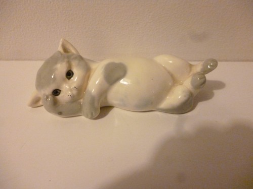 Midwinter burslem ceramic cat - midwinter,