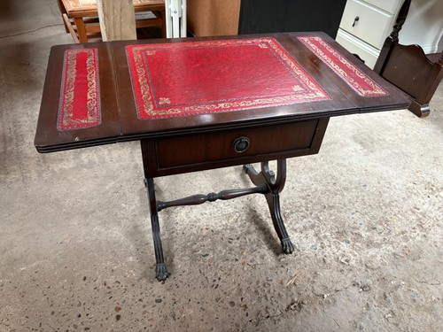 Extendable side coffee - side, table