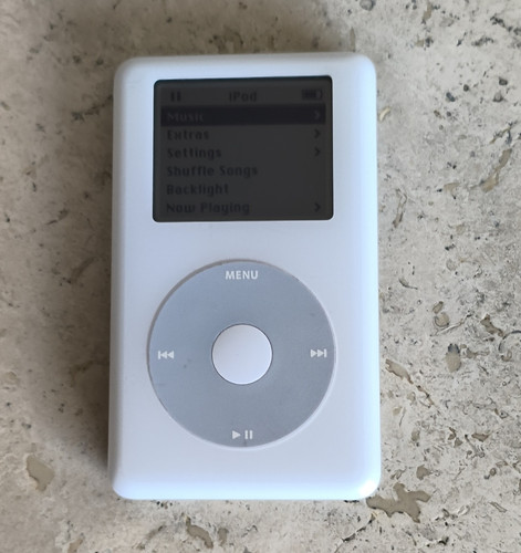Apple ipod 4th - apple, 20gb