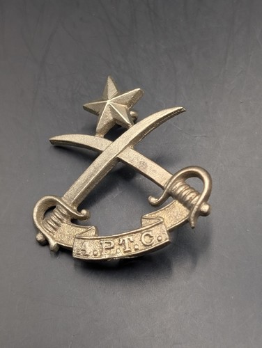 Military cap badge pakistan - badge,