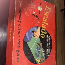 Escalado Horse Racing Game