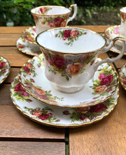 3 x Royal Albert Old Country