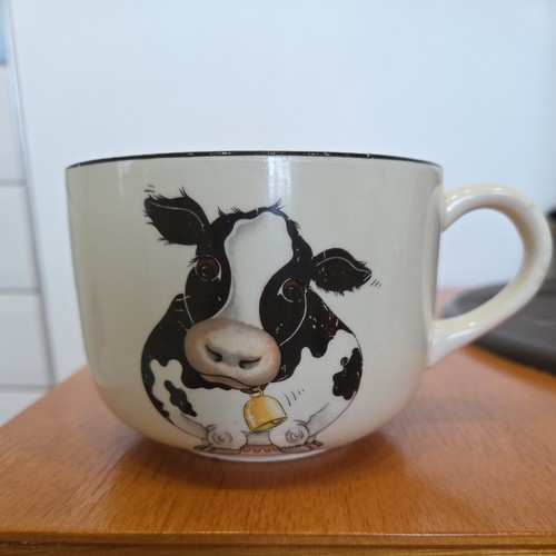 Large vintage arthur - wood, cow