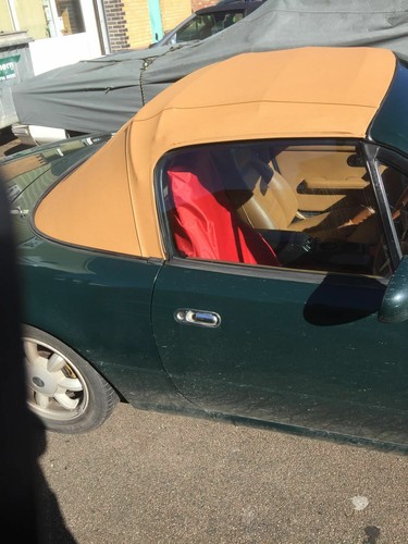 Mazda mx5 mk2 tan vinyl - mazda,
