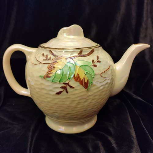 Maling ringtons teapot lustre - teapot.,