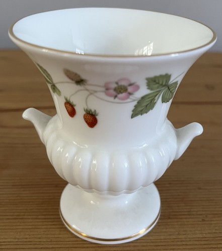 Wedgwood bone china small - , urn