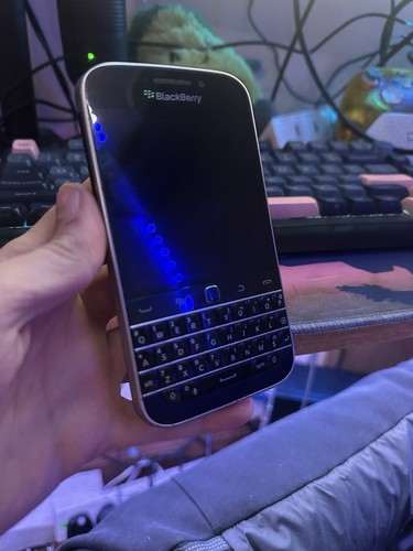 Blackberry q20 classic - classic, 16gb