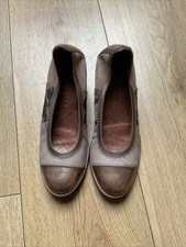 Hispanitas Leather Beige Court Shoe - UK Size 3 (36)