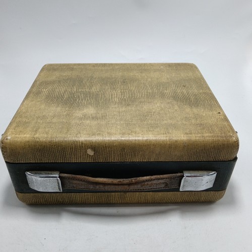 Vintage 1940s 50s portable - 1940s–50s,