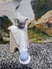 Nao By Lladro Kitten Playtime