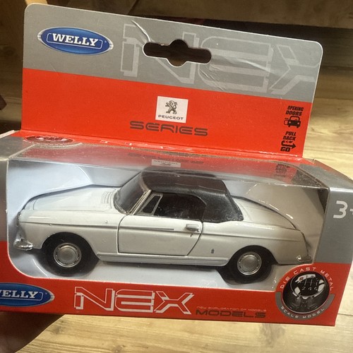Peugeot 404 soft top - soft, welly