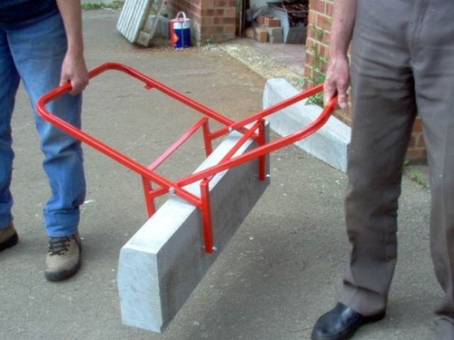 Mustang side gripping kerb - side,