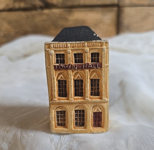 Philip laureston pottery town - philip,