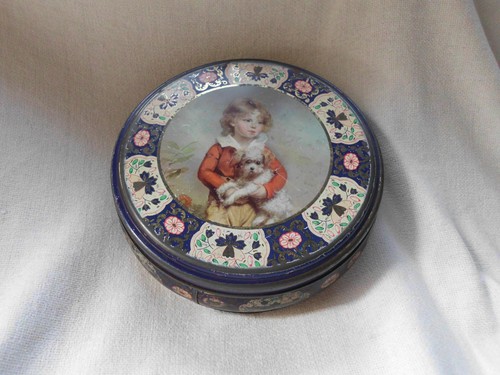 Mixed ages buttons - ages, peek