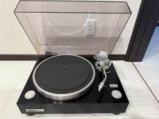 Yamaha GT-750 Record Player