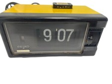 Seiko Flip alarm Clock DP690T