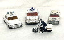 -Matchbox-Corgi-Police vehicles  Jaguar XJ 12, Rover 3500,Mercury , Honda 33 bk.