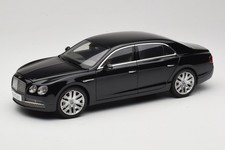 08891DBK Bentley Flying Spur W12 Diamond Black Kyosho 1:18