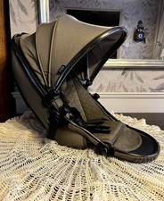 egg2 Tandem Seat in Mink