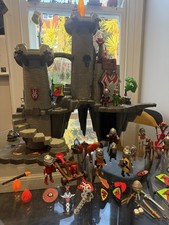 Playmobil Knight's Castle with many knights, horses and shields 