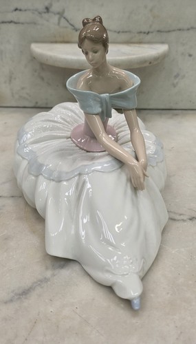 Nao lladro porcelain - nao,
