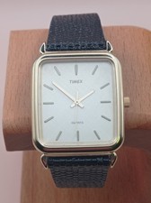 Timex Quartz Vintage Gold Mens Watch Working Well Great Condition