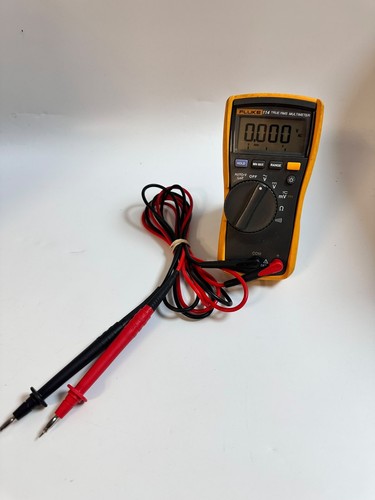 Fluke 114 true rms multimeter - true,