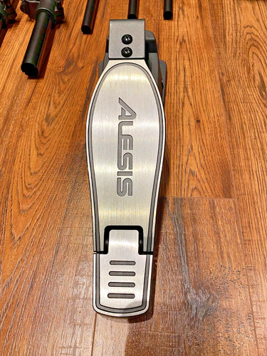 Alesis nitro max hat - max, pedal