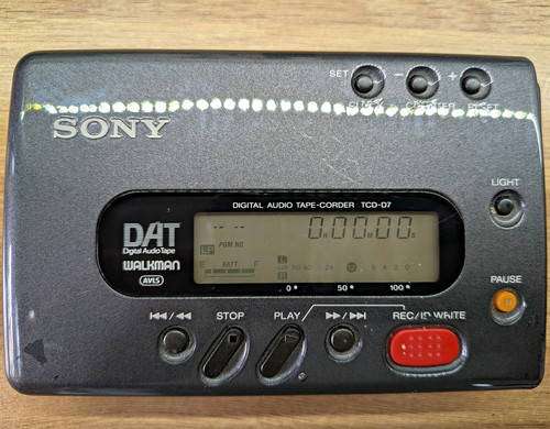 Sony tcd dat walkman - tcd-d7,