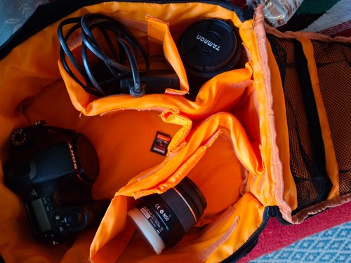 Sony a77 spares or - a77,