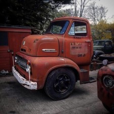 Showman Chevrolet Ford Gmc DIVCO Commercial Axle Wheels Tyre 8.25 20 Vintage Coe