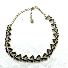 Coro Jewelcraft necklace gold