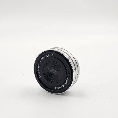 Slr magic toy - x,
