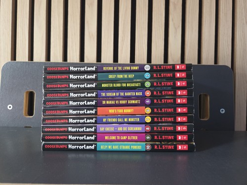 Goosebumps horrorland books - goosebumps,