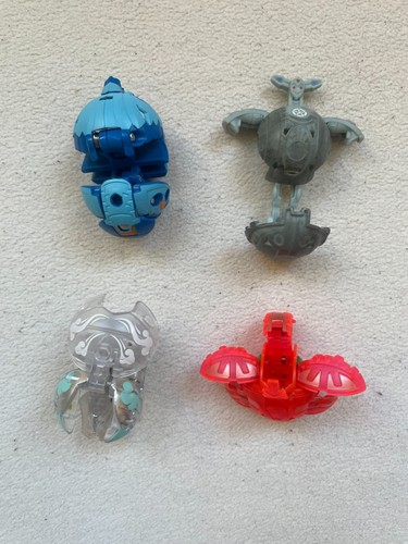 Bakugan battle brawlers - 4x,