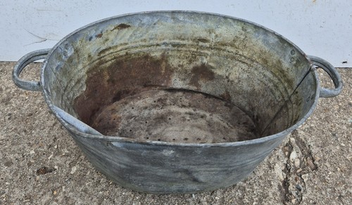 Vintage galvanised dent metal - galvanised,