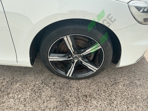 2017 volvo v40 alloy - alloy, 225