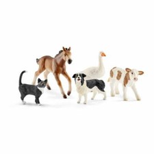 Schleich 42386 Assorted Farm
